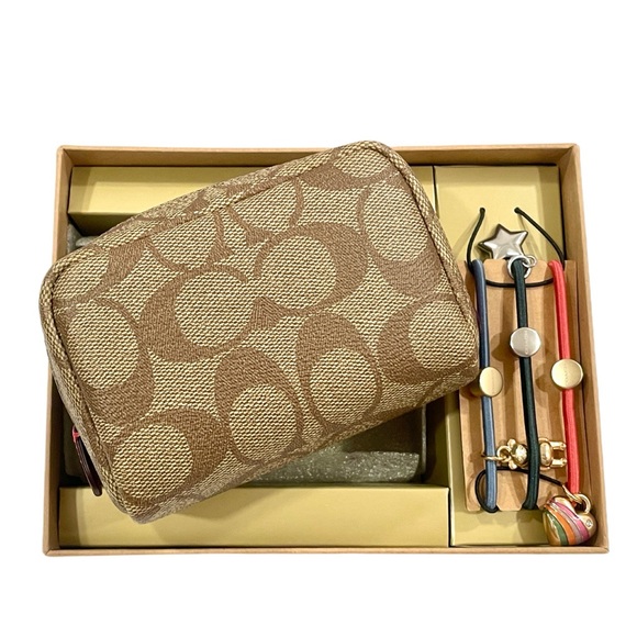 COACH Mini Boxy Cosmetic Case & Hair Ties Boxed Gift Set NWT NIB - Picture 6 of 14